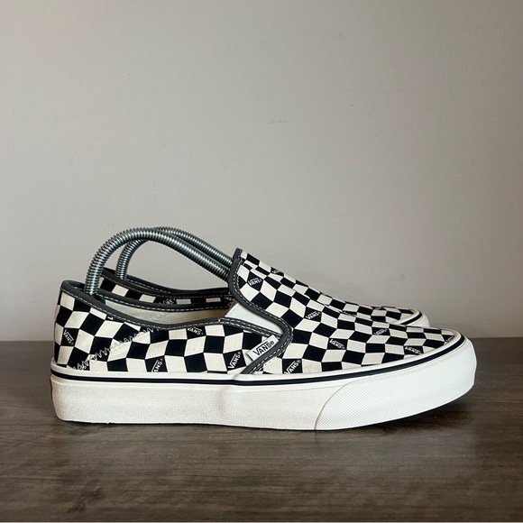 Vans Shoes - Vans Slip On VR3 SF Checkerboard Black Marshmallow Shoe Size 9 or 10.5 SKU#24184